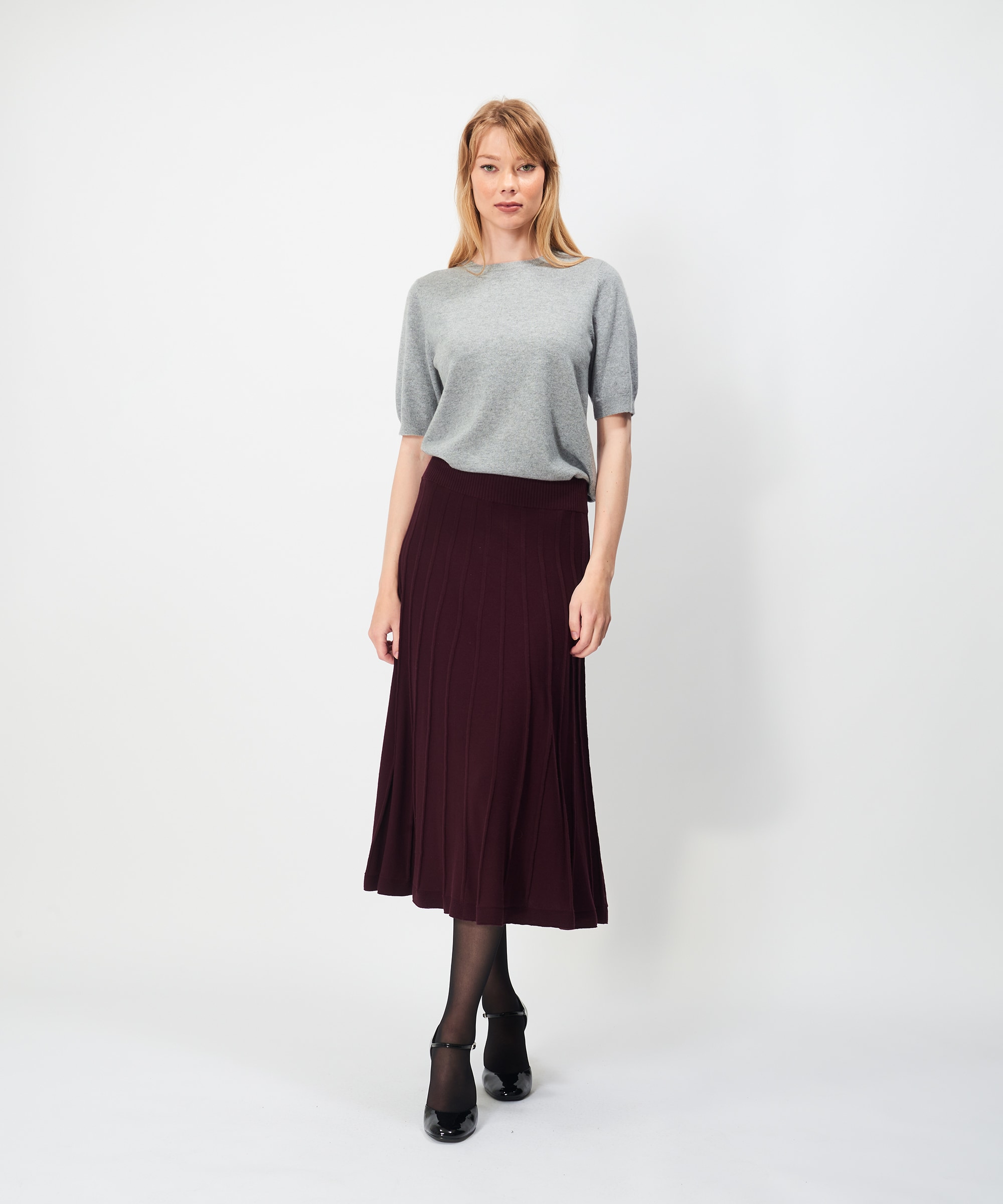 Burgundy skirt near me best sale